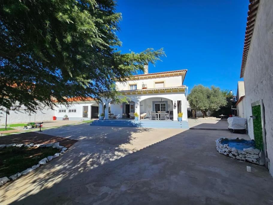 Вілла La Casa Del Arbol Fuentiduena de Tajo Екстер'єр фото